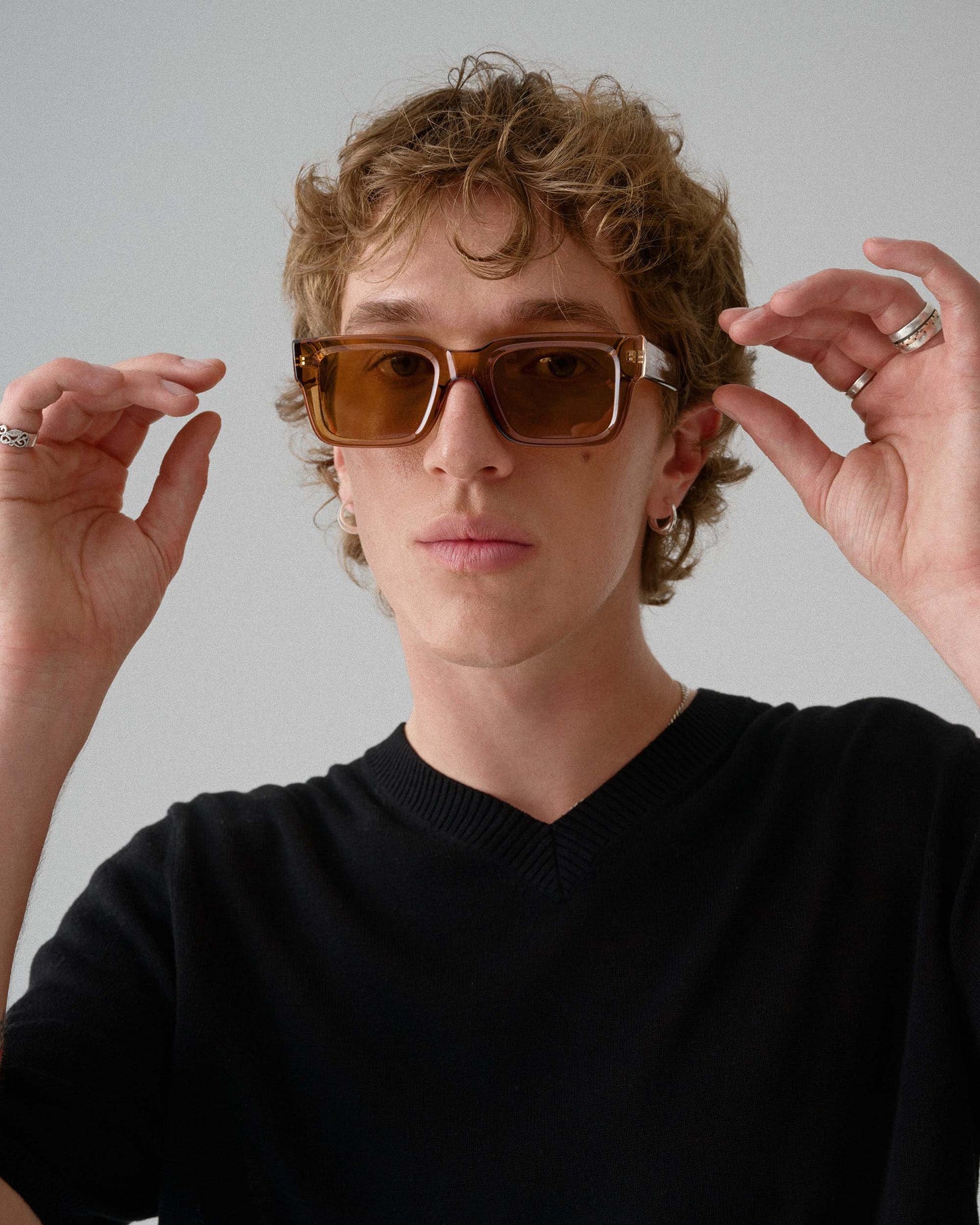 SZDC03DIX_FWNHZL_10_1766021073