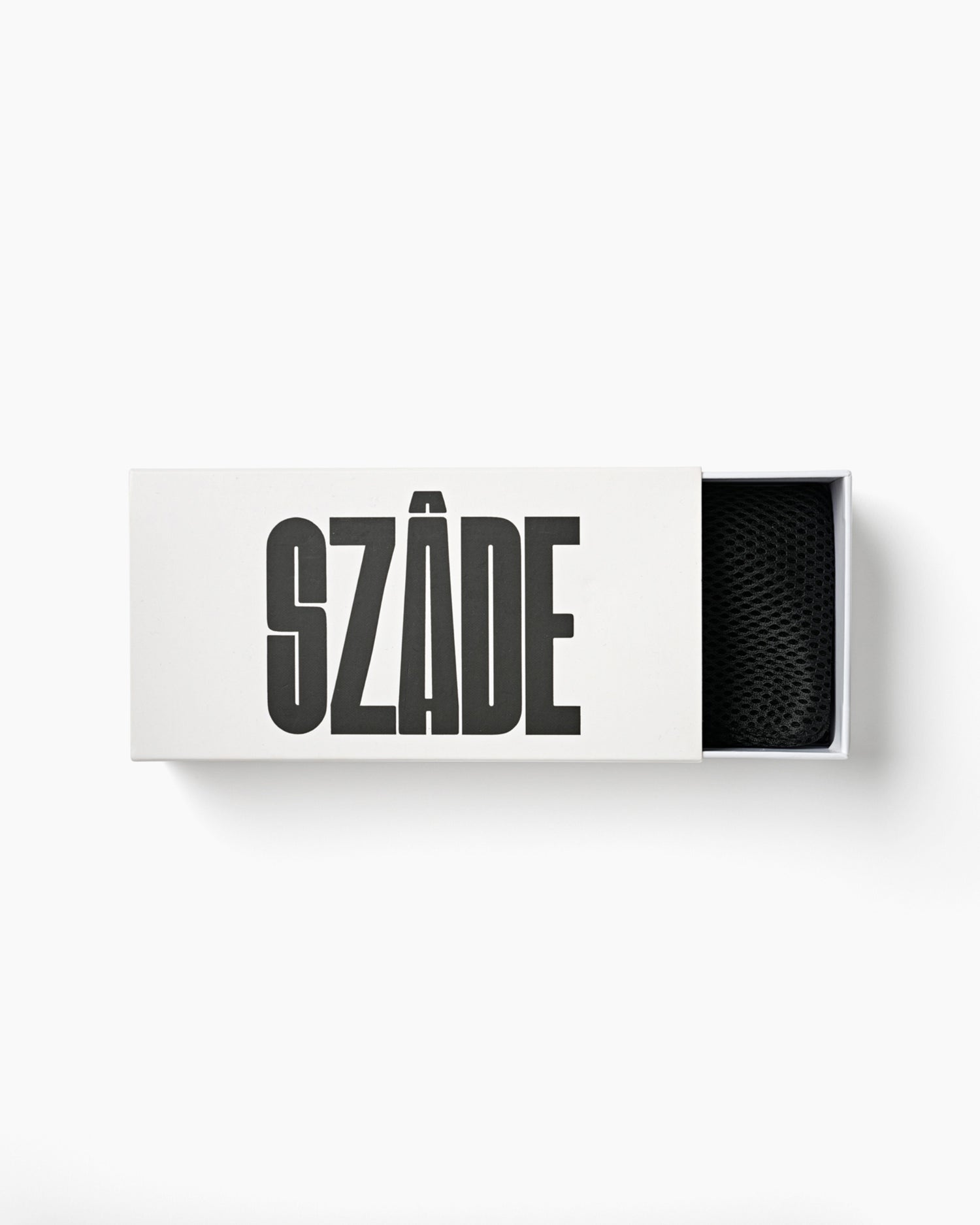 SZADE - east side ; black ink