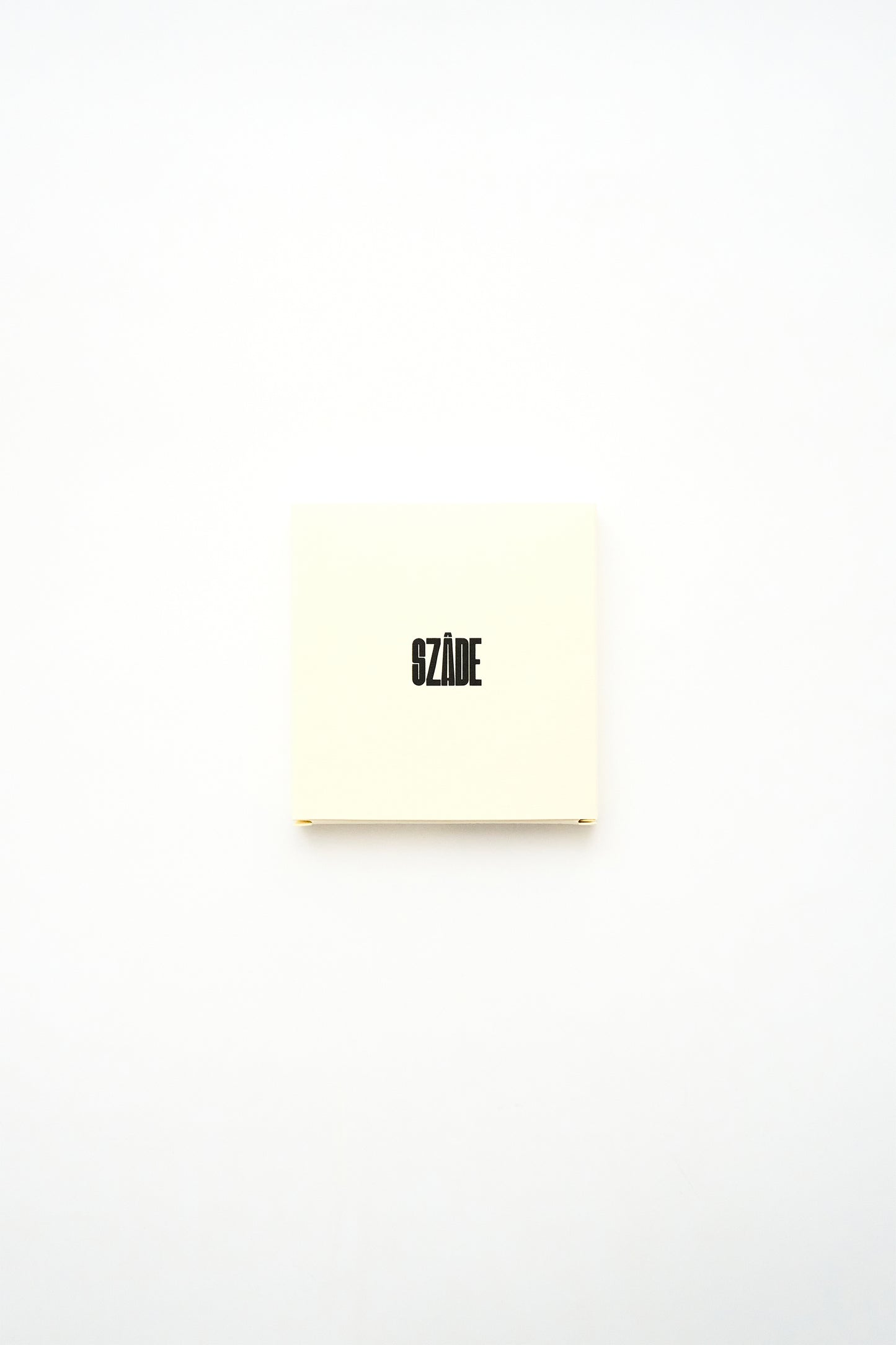 SZADE - the compact ; black eel