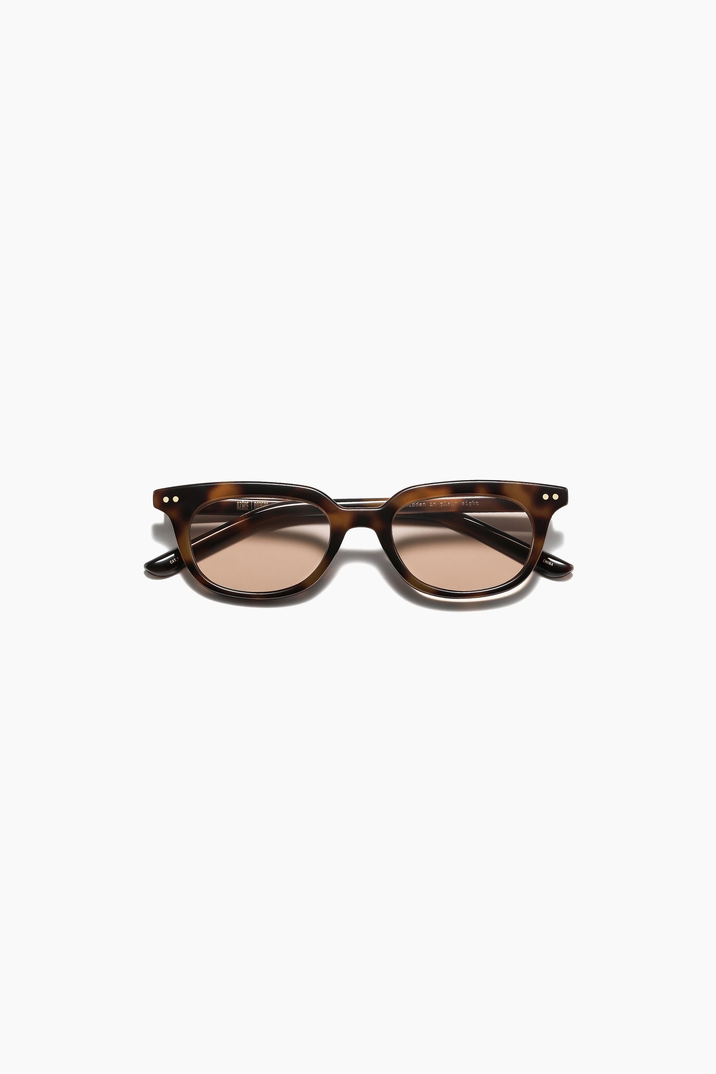 SZADE - bates ; szade x BODEGA tortoiseshell