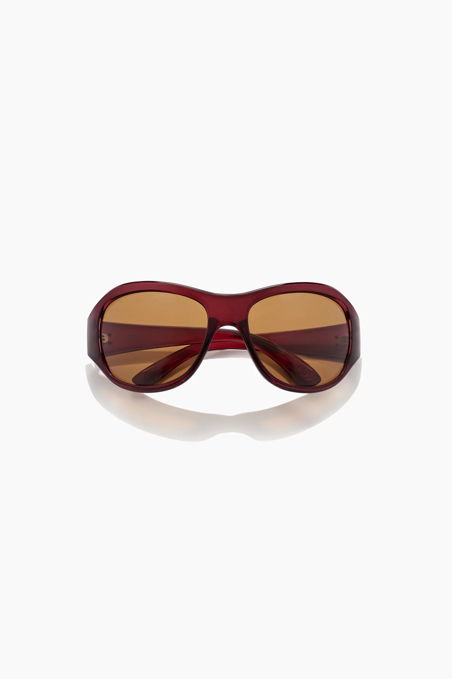 SZADE - sunny ; pinot noir / hazelnut