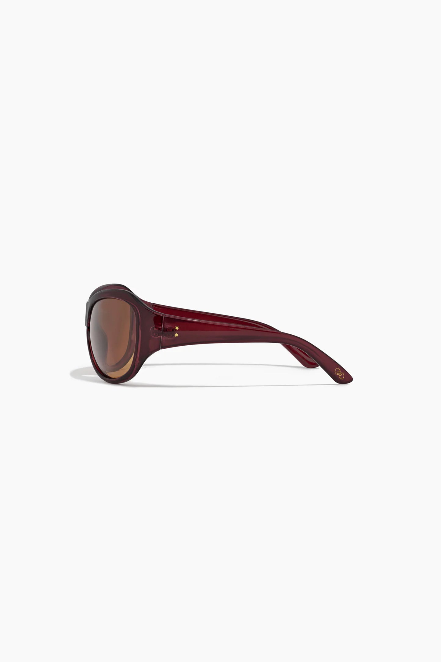 SZADE - sunny ; pinot noir / hazelnut